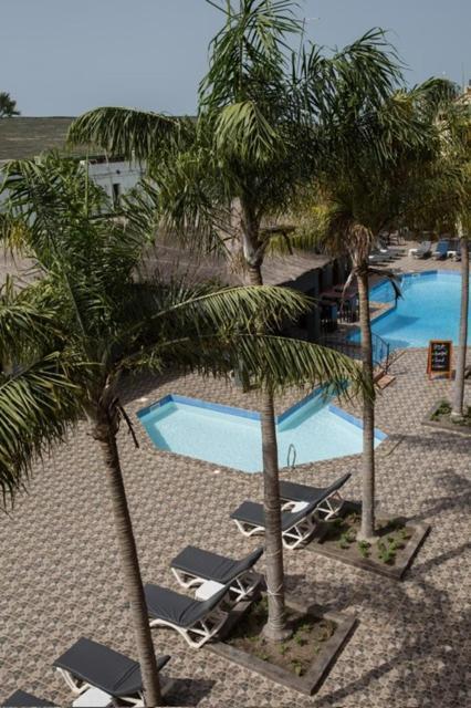 Seaview Gardens Hotel Кололі Екстер'єр фото