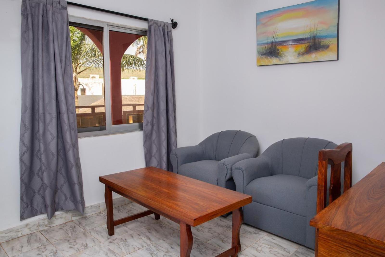 Seaview Gardens Hotel Кололі Екстер'єр фото