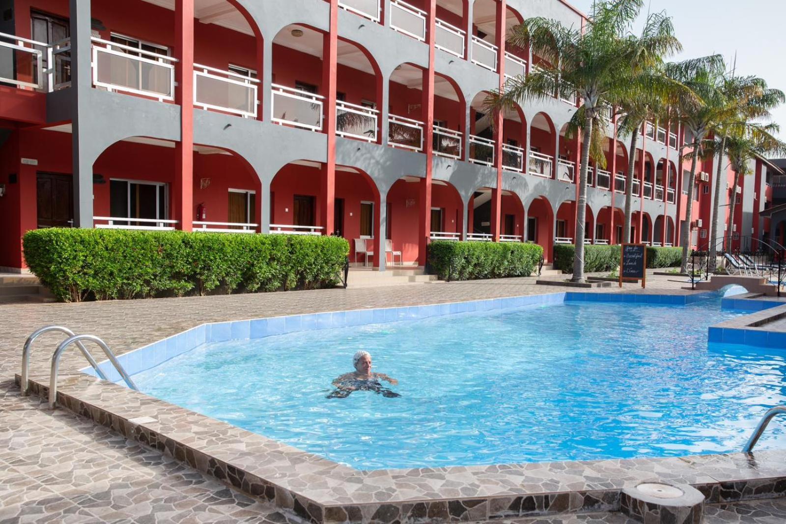 Seaview Gardens Hotel Кололі Екстер'єр фото